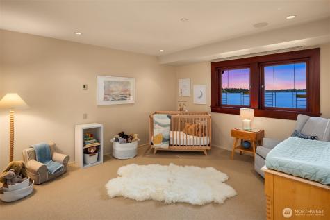 415 Shoreland Drive SE Bellevue WA 98004