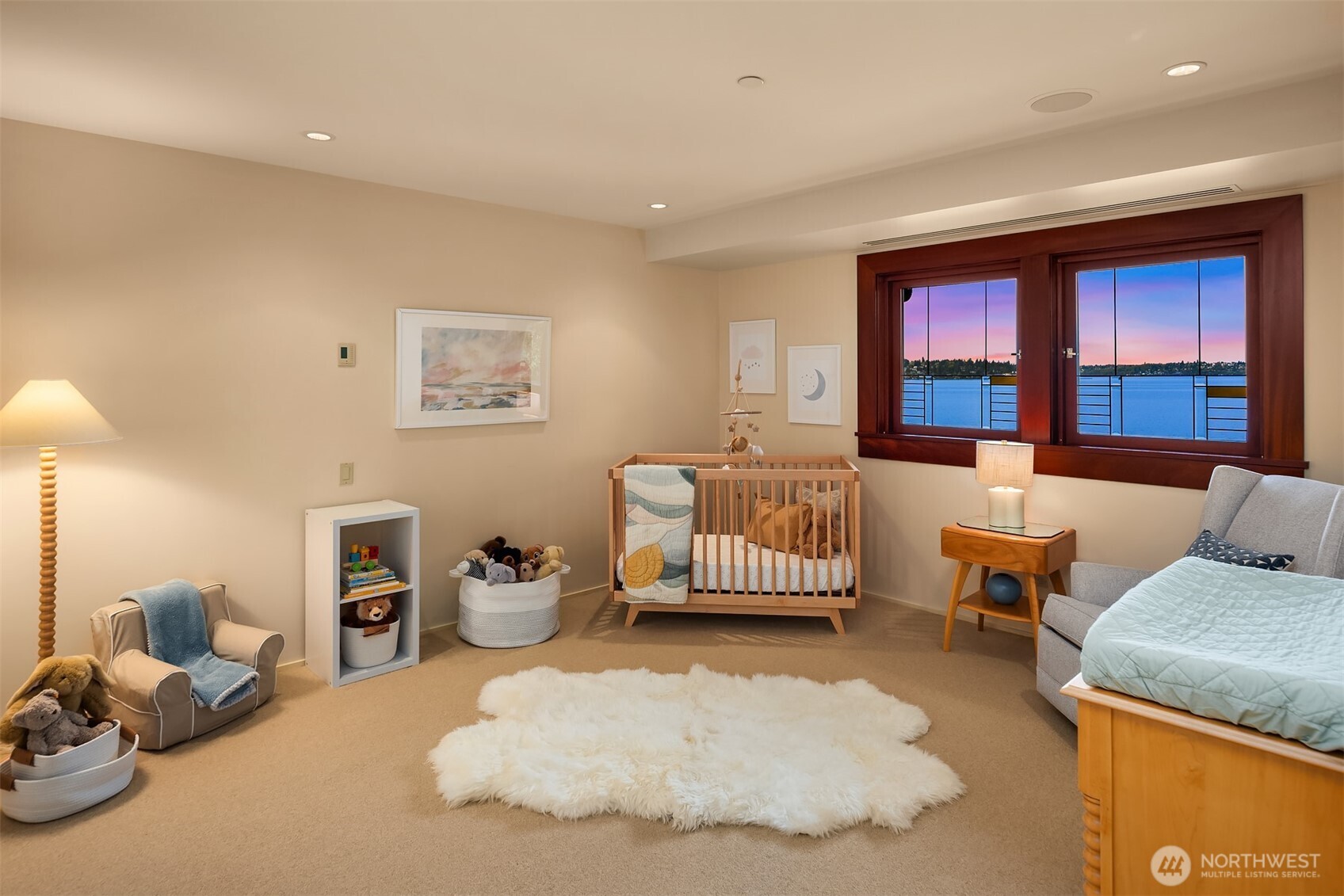 415 Shoreland Drive SE Bellevue WA 98004