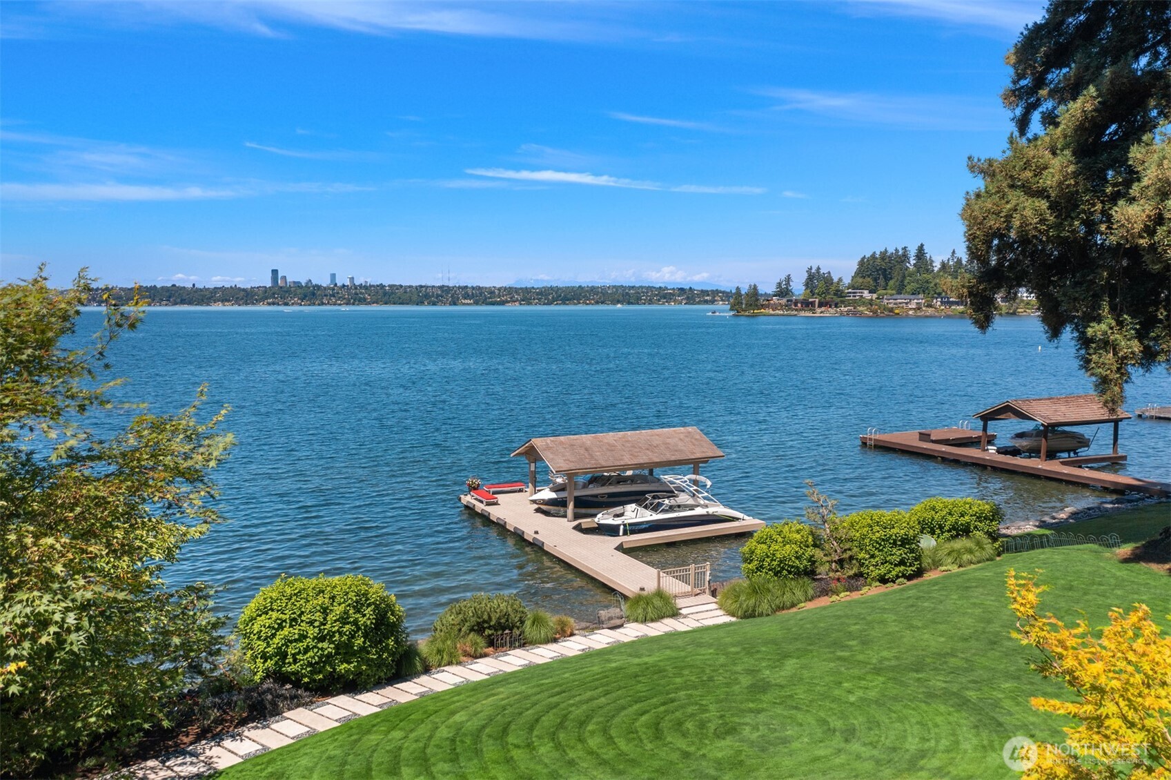 415 Shoreland Drive SE Bellevue WA 98004