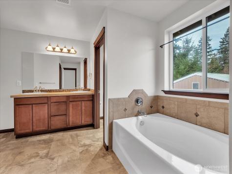 109 161st Place SE Bothell WA 98012