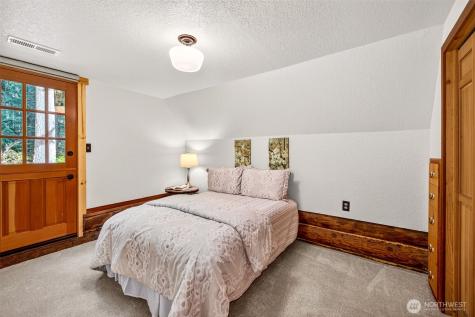 18020 214th Avenue NE Woodinville WA 98077