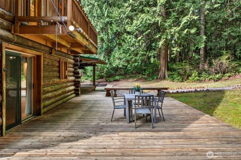 18020 214th Avenue NE Woodinville WA 98077
