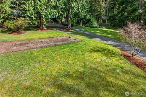 18020 214th Avenue NE Woodinville WA 98077