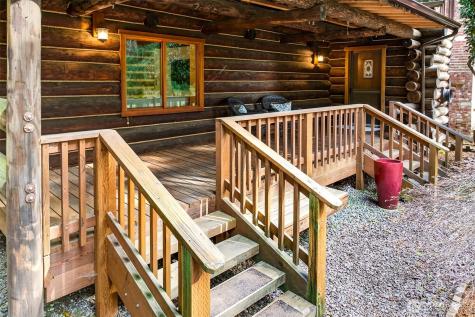 18020 214th Avenue NE Woodinville WA 98077