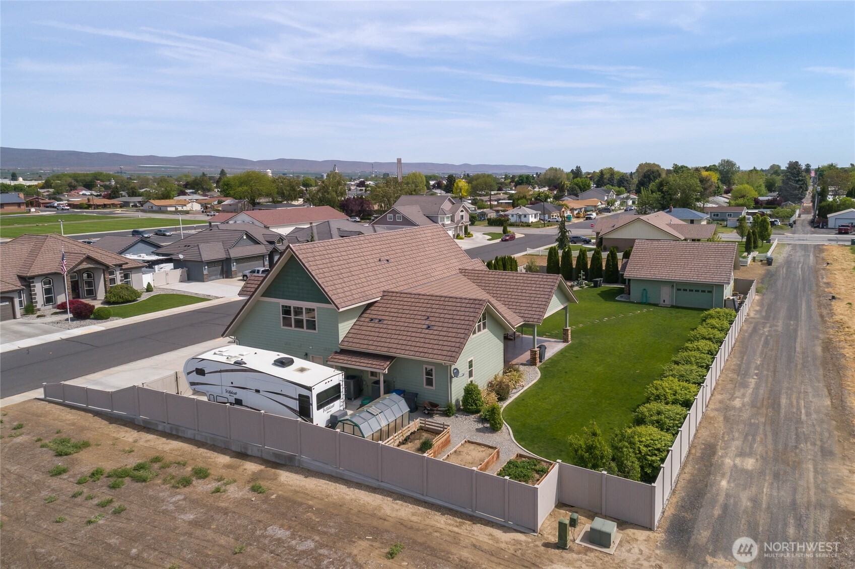 726 L Street SW Quincy WA 98848