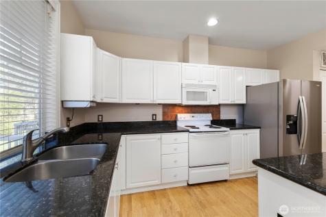 23321 60th Place S Kent WA 98032