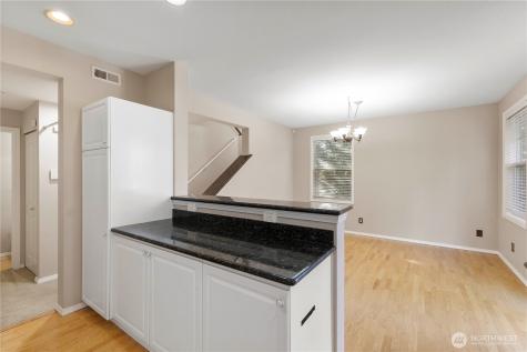 23321 60th Place S Kent WA 98032