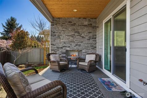 15715 133rd Avenue E Puyallup WA 98374