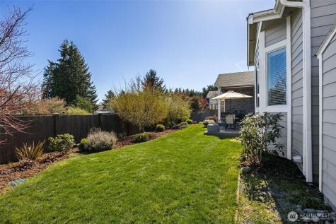 15715 133rd Avenue E Puyallup WA 98374