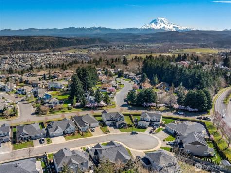 15715 133rd Avenue E Puyallup WA 98374