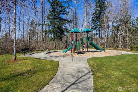 15715 133rd Avenue E Puyallup WA 98374