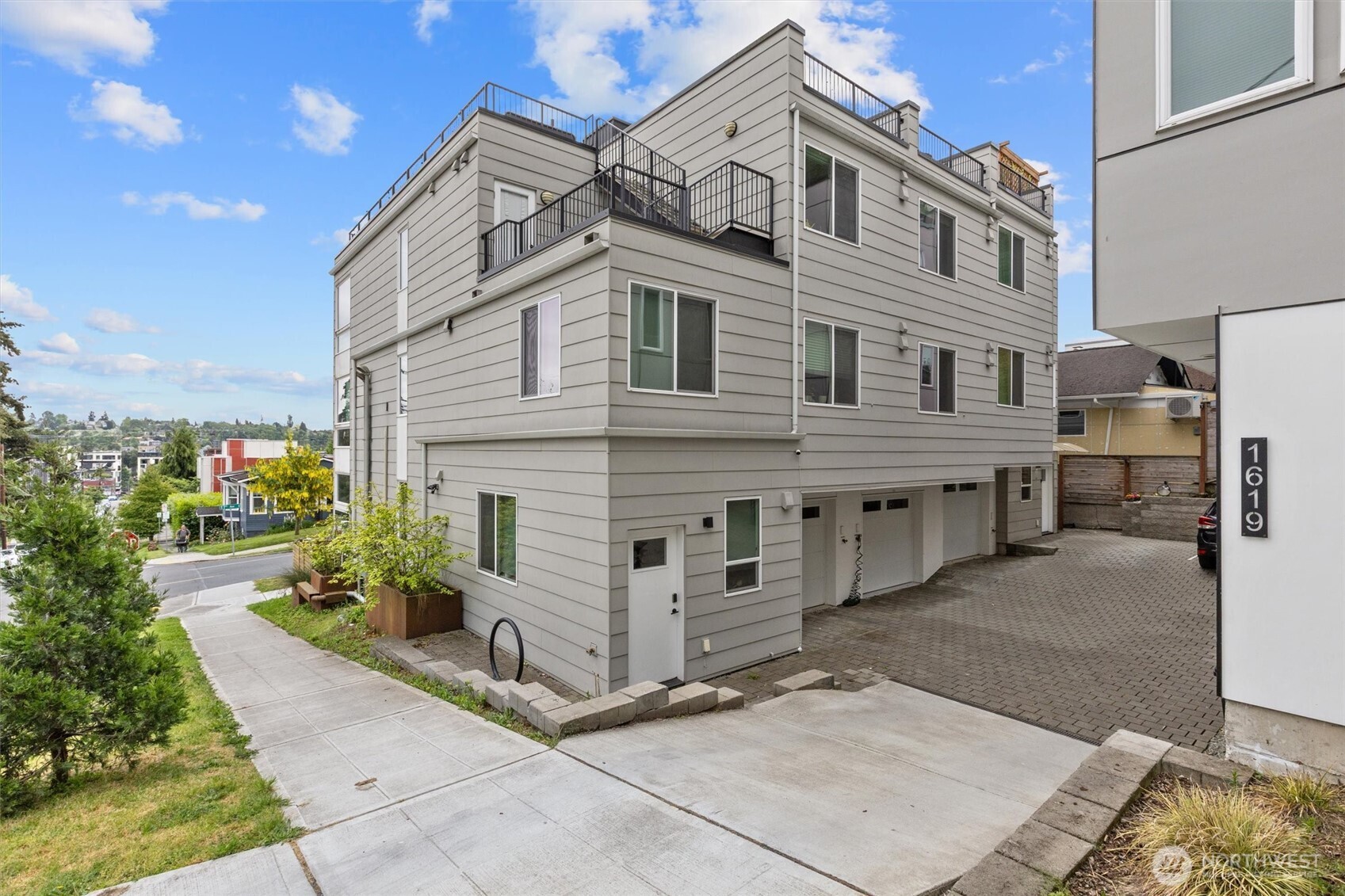 1755 17th Avenue S Seattle WA 98144
