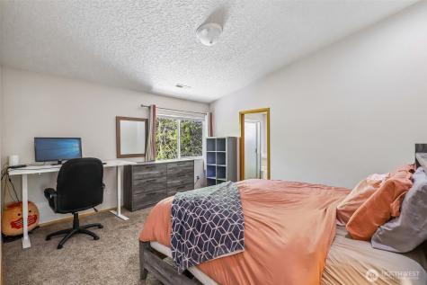 17301 SE 24th Street Vancouver WA 98683