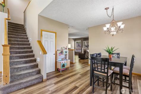 17301 SE 24th Street Vancouver WA 98683