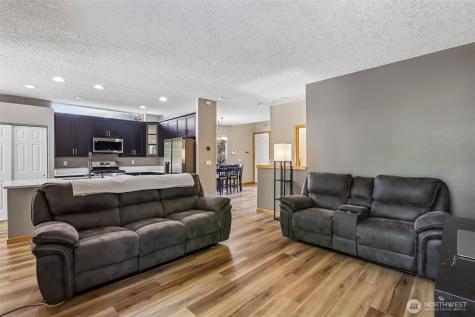 17301 SE 24th Street Vancouver WA 98683