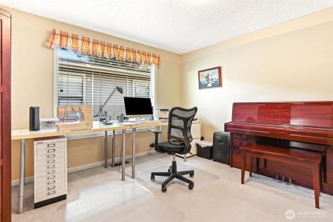 922 240th Place SW Bothell WA 98021