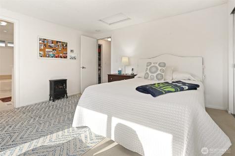 922 240th Place SW Bothell WA 98021