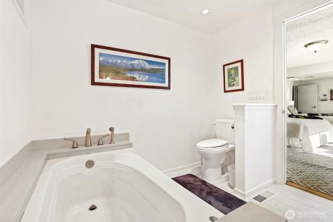 922 240th Place SW Bothell WA 98021