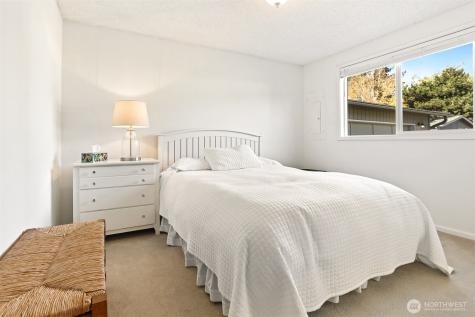 922 240th Place SW Bothell WA 98021