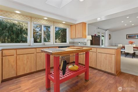 922 240th Place SW Bothell WA 98021
