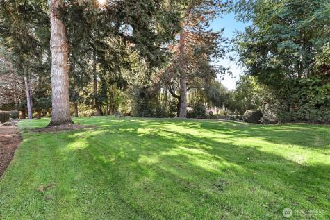 922 240th Place SW Bothell WA 98021