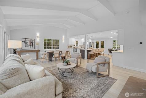 1626 W Beaver Lake Drive SE Sammamish WA 98075