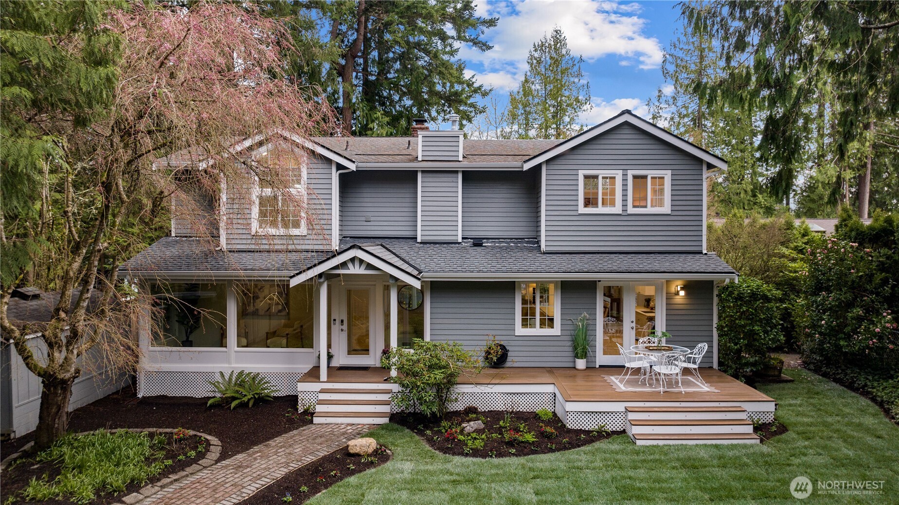 1626 W Beaver Lake Drive SE Sammamish WA 98075
