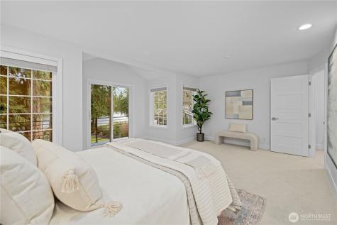 1626 W Beaver Lake Drive SE Sammamish WA 98075