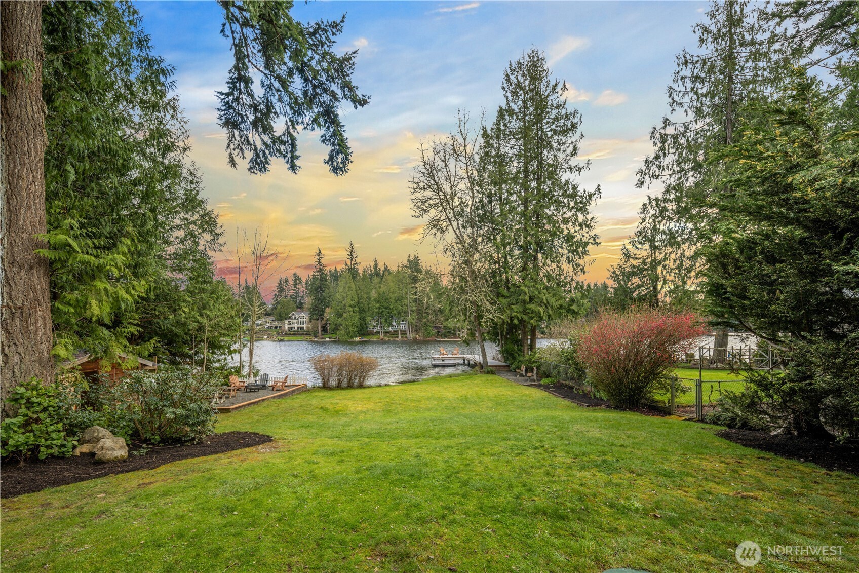 1626 W Beaver Lake Drive SE Sammamish WA 98075