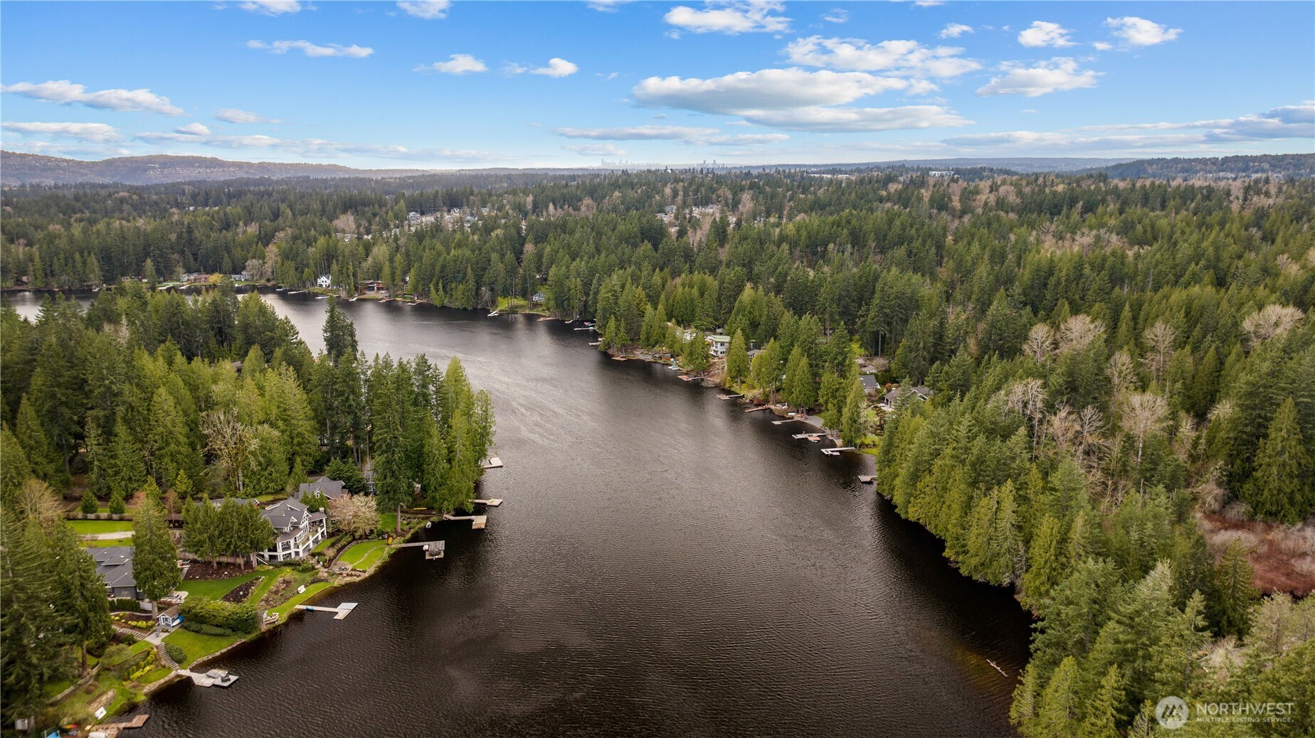 1626 W Beaver Lake Drive SE Sammamish WA 98075