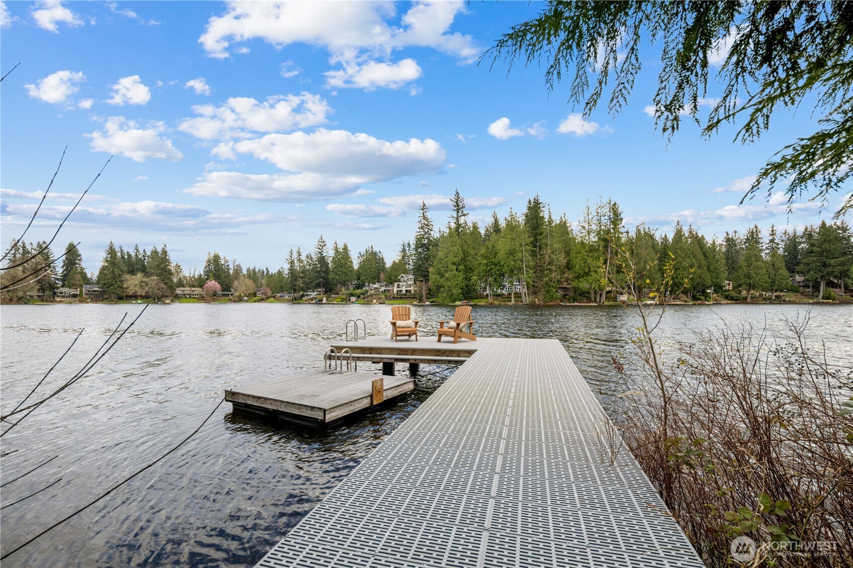1626 W Beaver Lake Drive SE Sammamish WA 98075