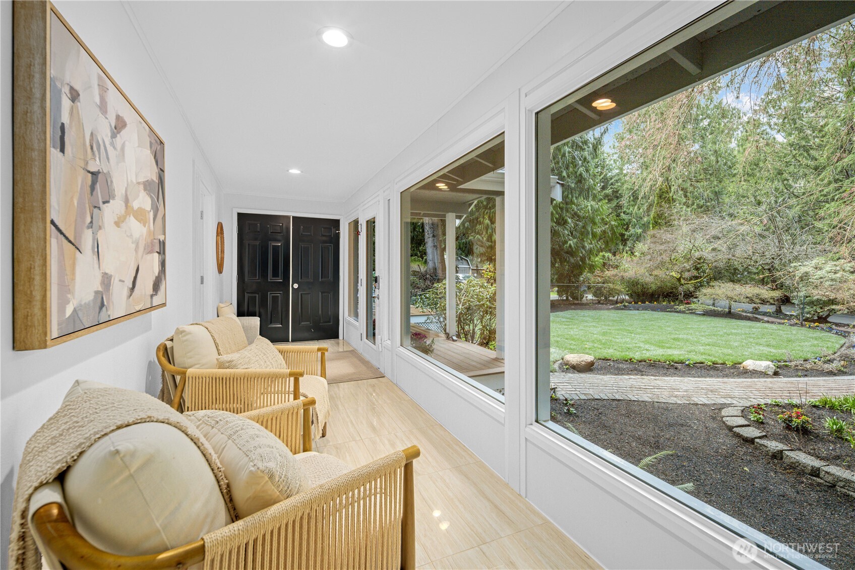 1626 W Beaver Lake Drive SE Sammamish WA 98075