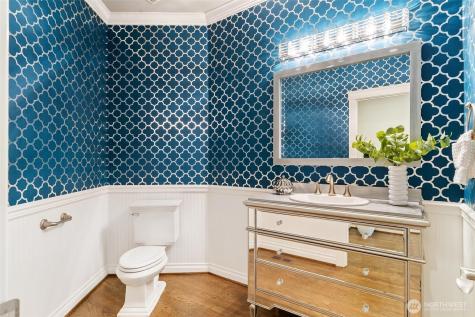 16454 108th Avenue NE Bothell WA 98011