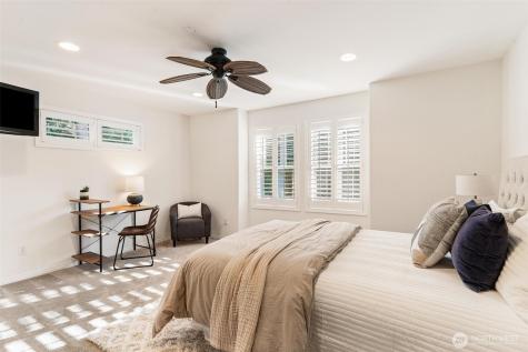 16454 108th Avenue NE Bothell WA 98011