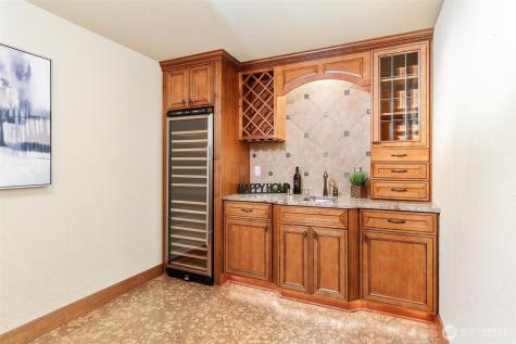 16454 108th Avenue NE Bothell WA 98011