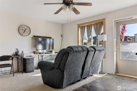 330 Edmonds Street Omak WA 98841