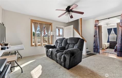 330 Edmonds Street Omak WA 98841