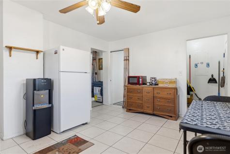 330 Edmonds Street Omak WA 98841