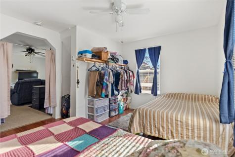 330 Edmonds Street Omak WA 98841