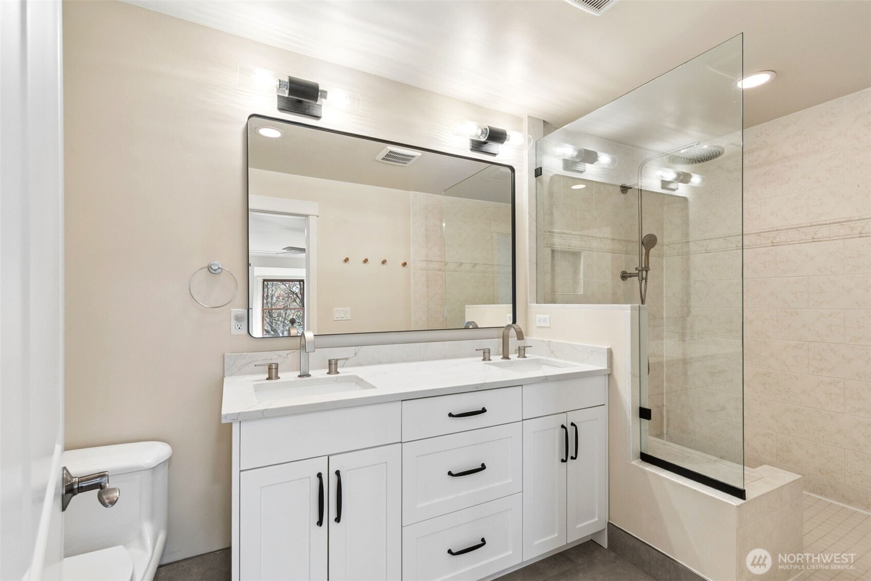 7238 Lakemont Boulevard SE Bellevue WA 98006