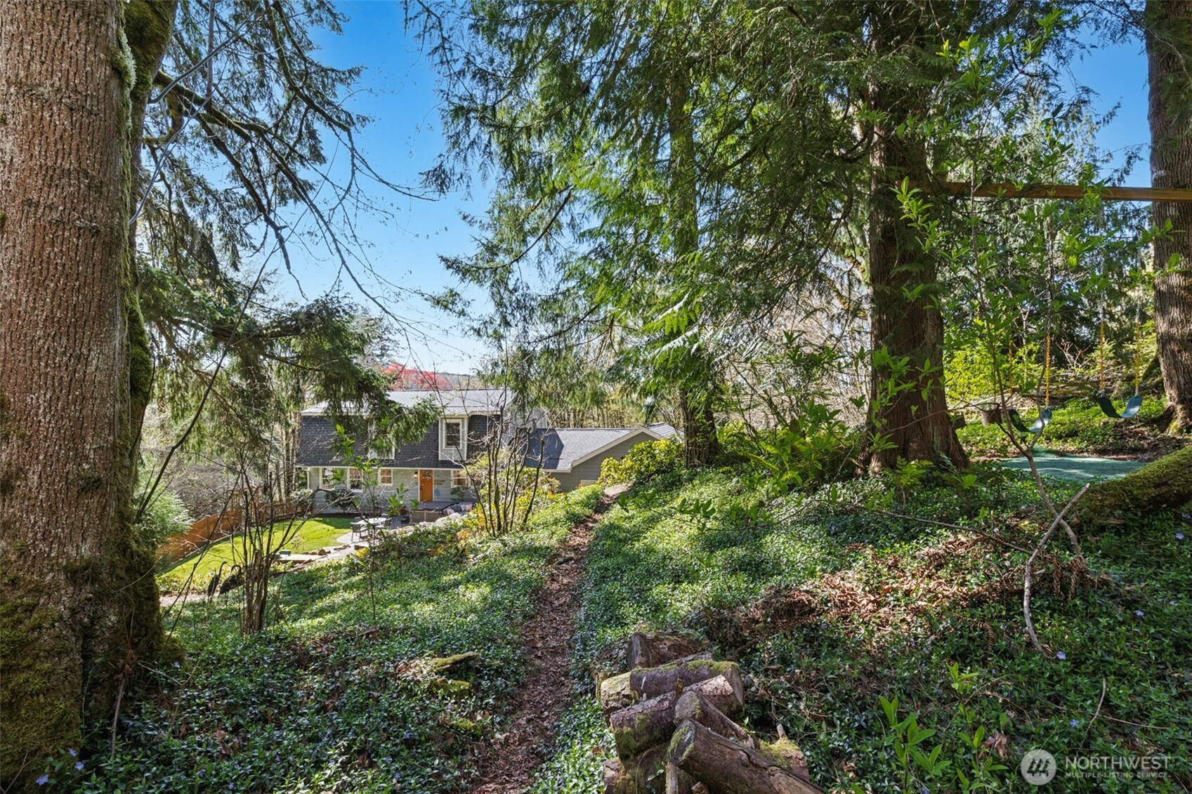 7238 Lakemont Boulevard SE Bellevue WA 98006