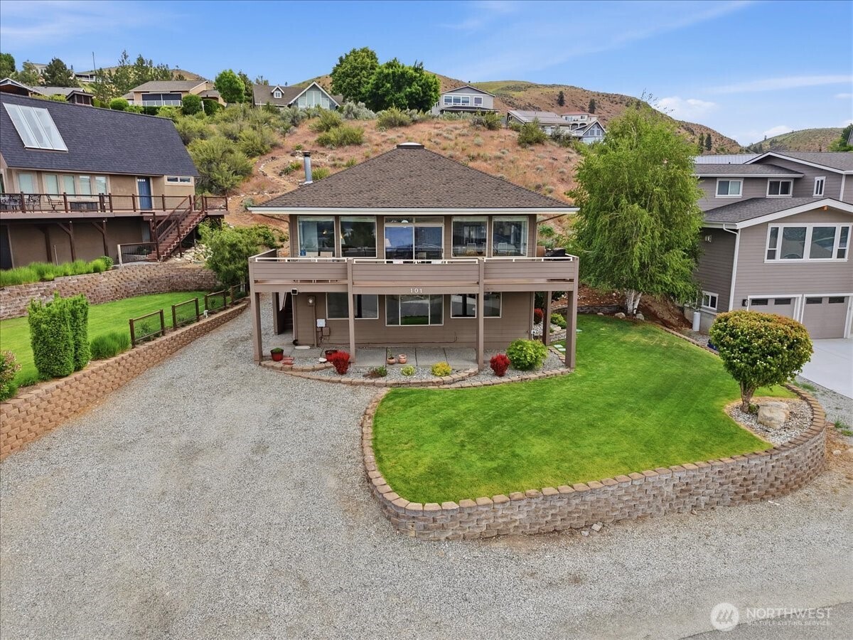 101 Stormy Mountain Way Chelan WA 98816