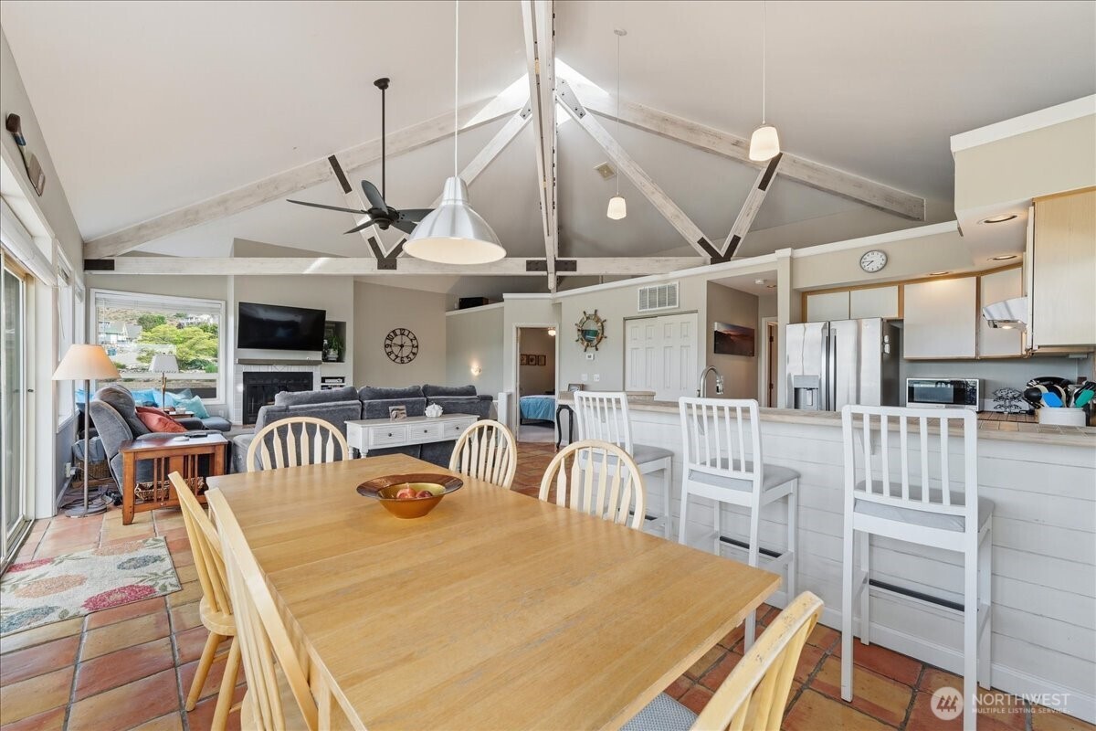 101 Stormy Mountain Way Chelan WA 98816