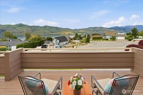 101 Stormy Mountain Way Chelan WA 98816