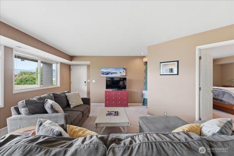 101 Stormy Mountain Way Chelan WA 98816