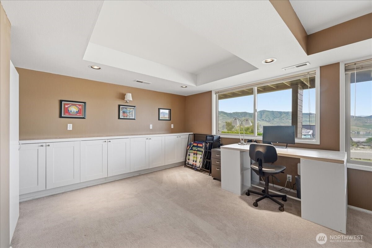 101 Stormy Mountain Way Chelan WA 98816