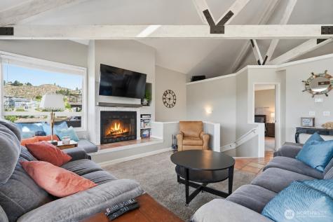 101 Stormy Mountain Way Chelan WA 98816