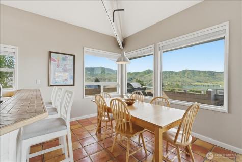 101 Stormy Mountain Way Chelan WA 98816