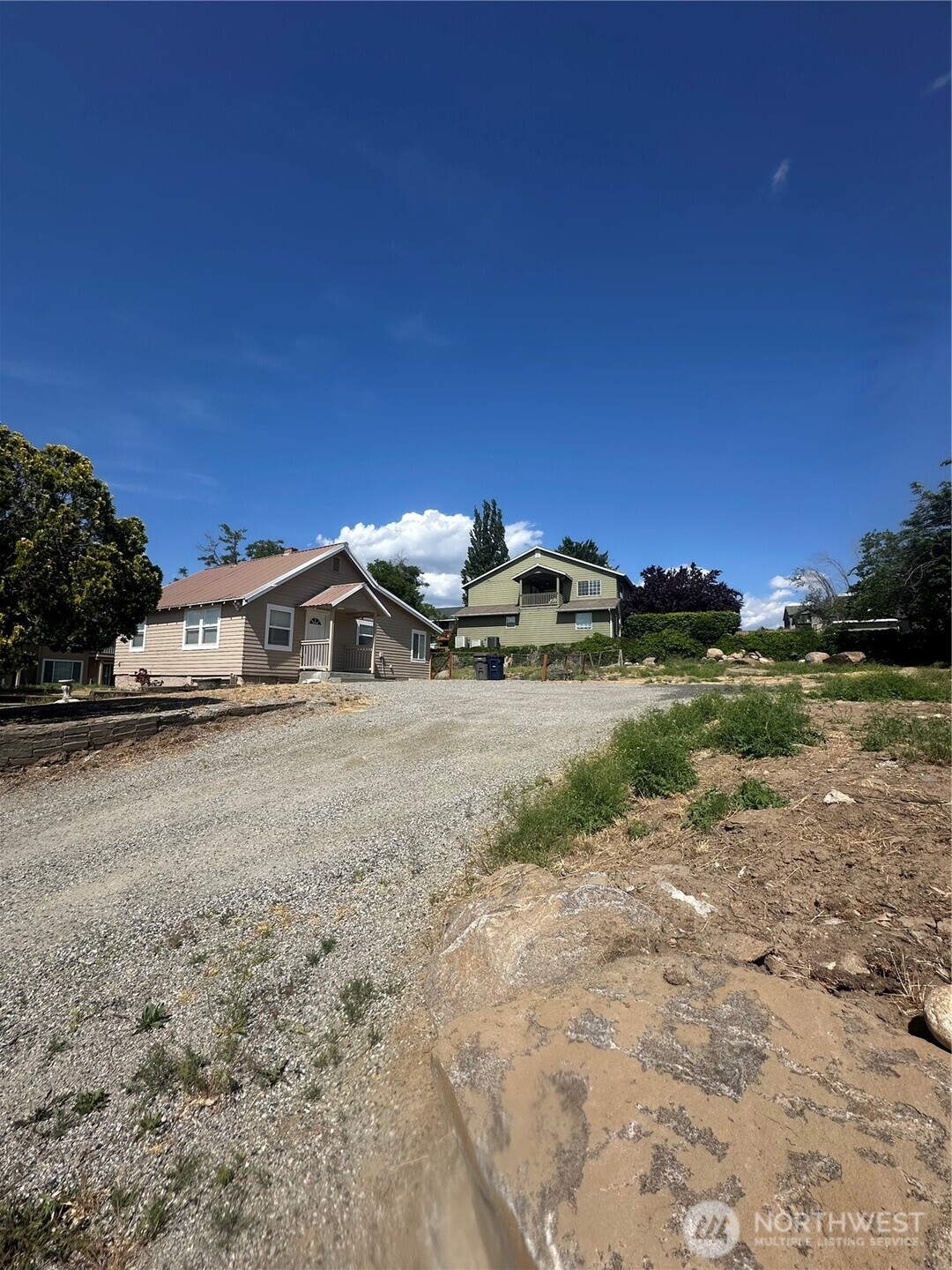 1007 N Baker Avenue East Wenatchee WA 98802