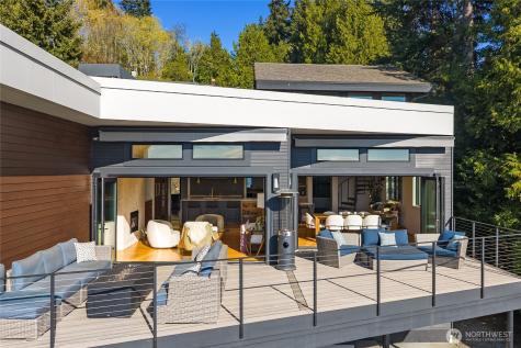 4628 Forest Avenue SE Mercer Island WA 98040